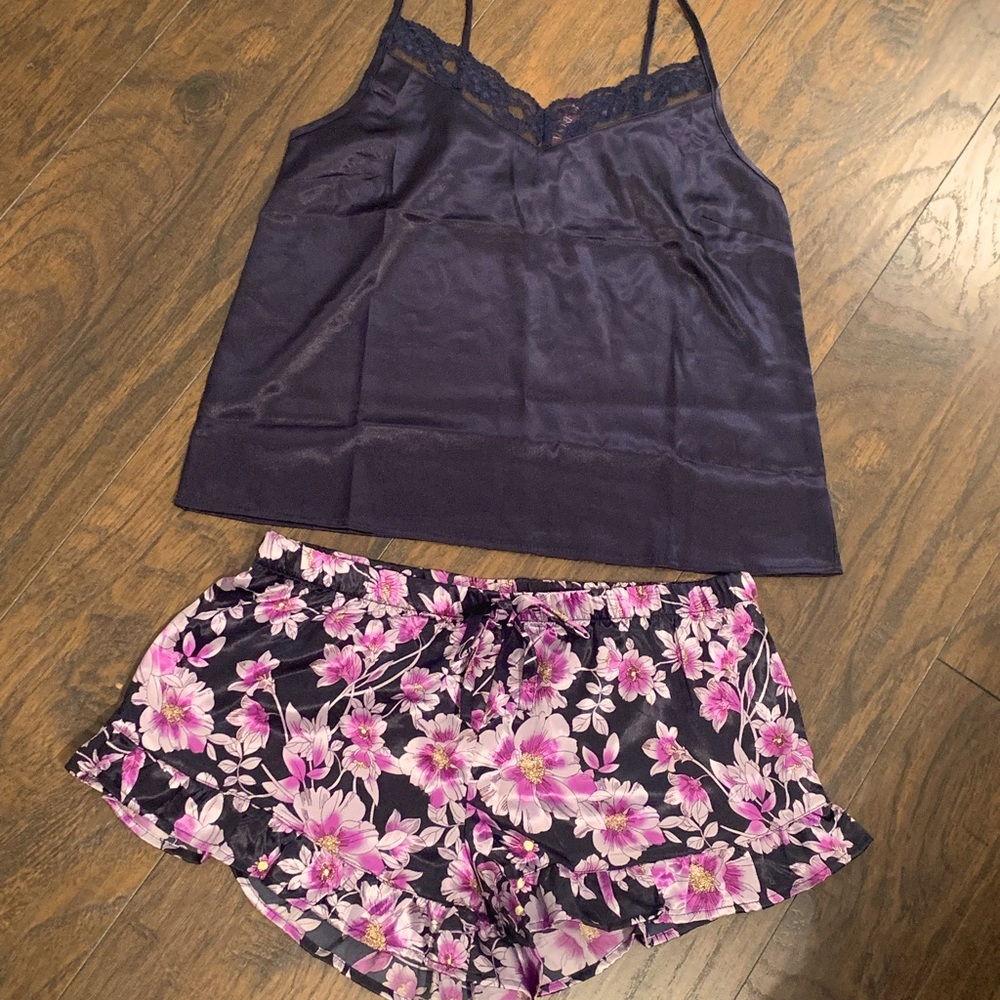 🆕 NWT!! PJ Set